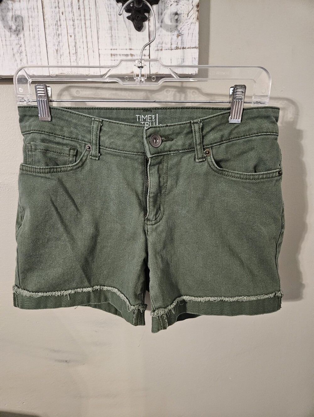 Time and Tru Green Shorts- size 4